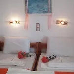 Paradisso Aparthotel Vromolithos