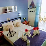 Ξενοδοχείο με διαμερίσματα Paradisso Βρομόλιθος