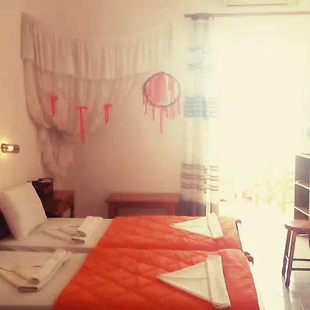 Paradisso Aparthotel *