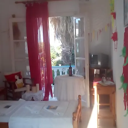 Paradisso מלון דירות 3*