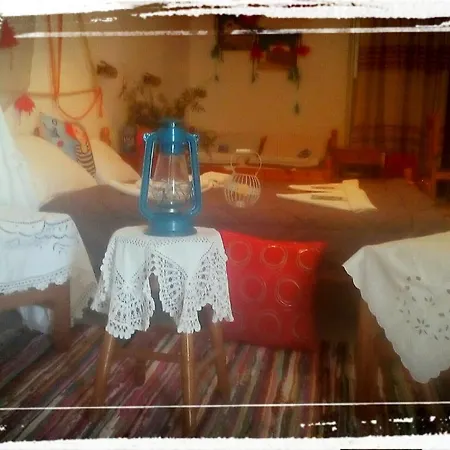 Paradisso Aparthotel Vromolithos