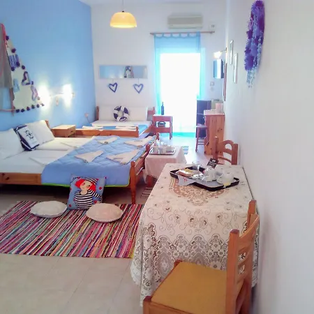 Paradisso Aparthotel Vromolithos