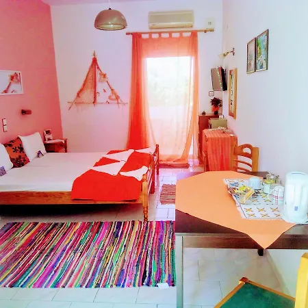 Paradisso Aparthotel *