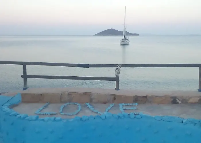 Paradisso Lejlighedshotel Vromolithos