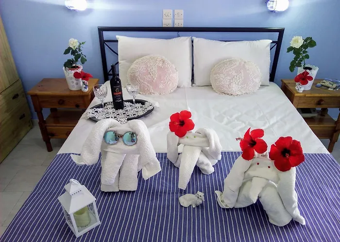 Paradisso Vromolithos